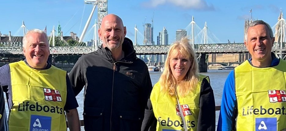 Thames Walk with Lawrence Dallaglio to celebrate 20 years of RNLI London stations